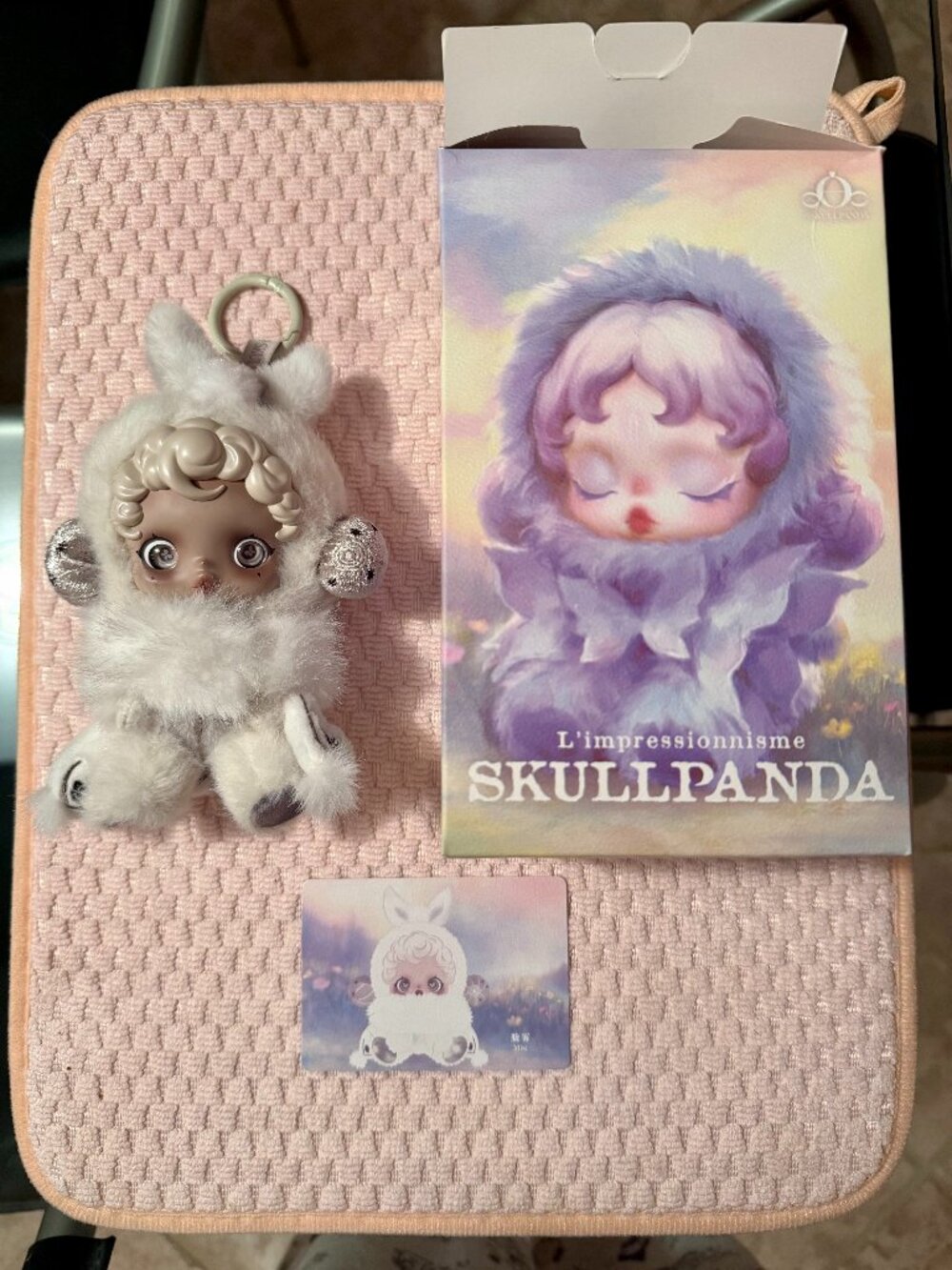 Skullpanda L'impressionnisme Mist Plush Pendant